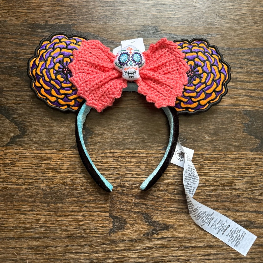 Disney Parks Coco Crochet Dia de Los Muertos Skull Ears Headband | NWT